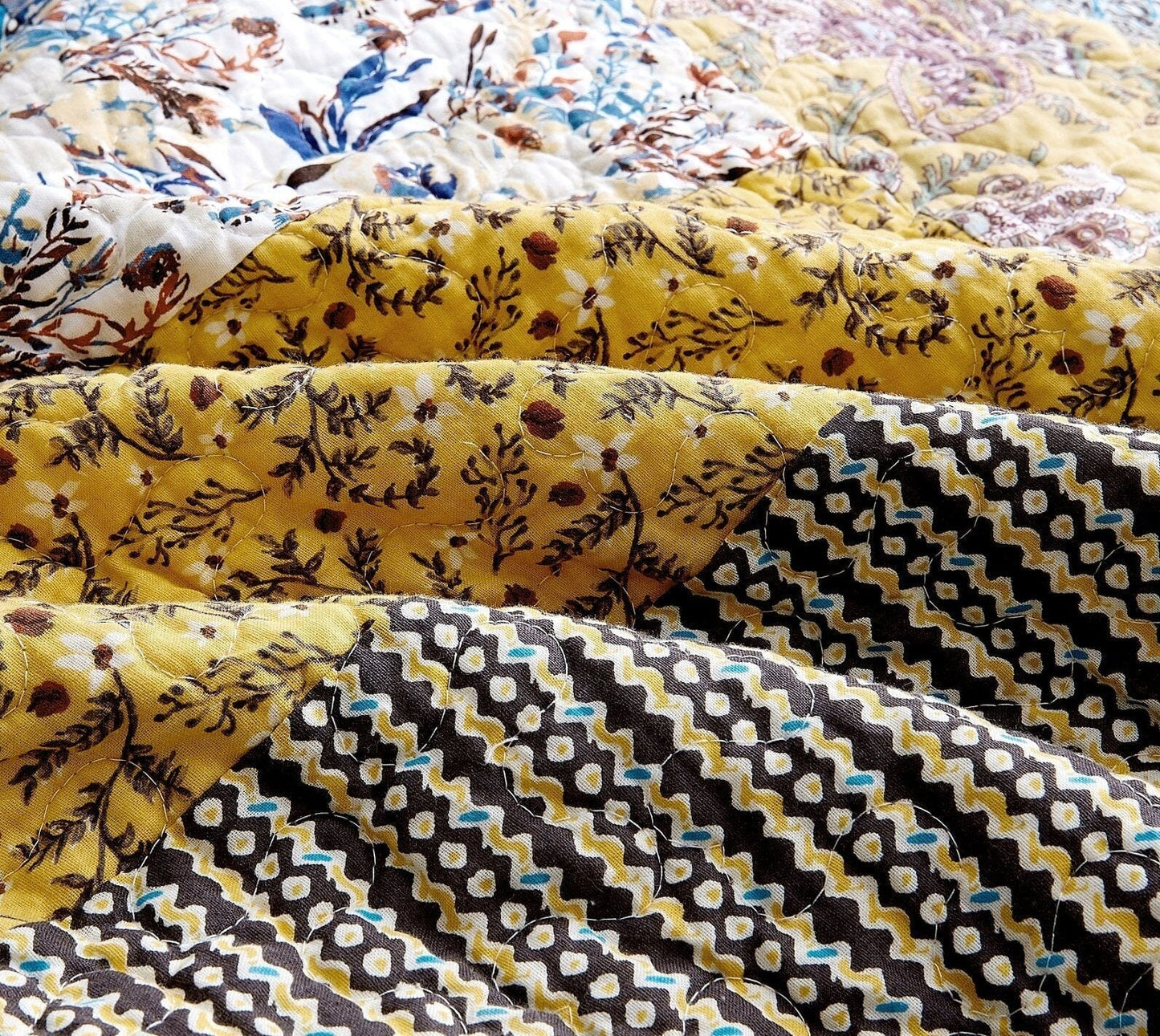 DaDa Bedding Honey Cove Garden Floral Paisley Cottage Patchwork Bedspread Set (JHW-957)