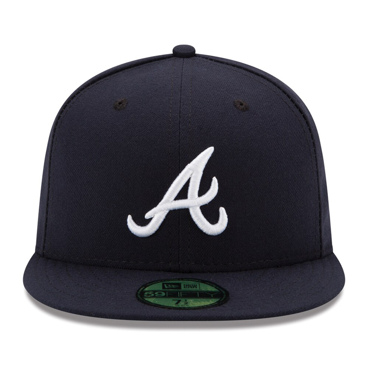 NEW ERA 59FIFTY AUTHENTIC COLLECTION ATLANTA BRAVES ON-FIELD ROAD HAT - NAVY 70361058