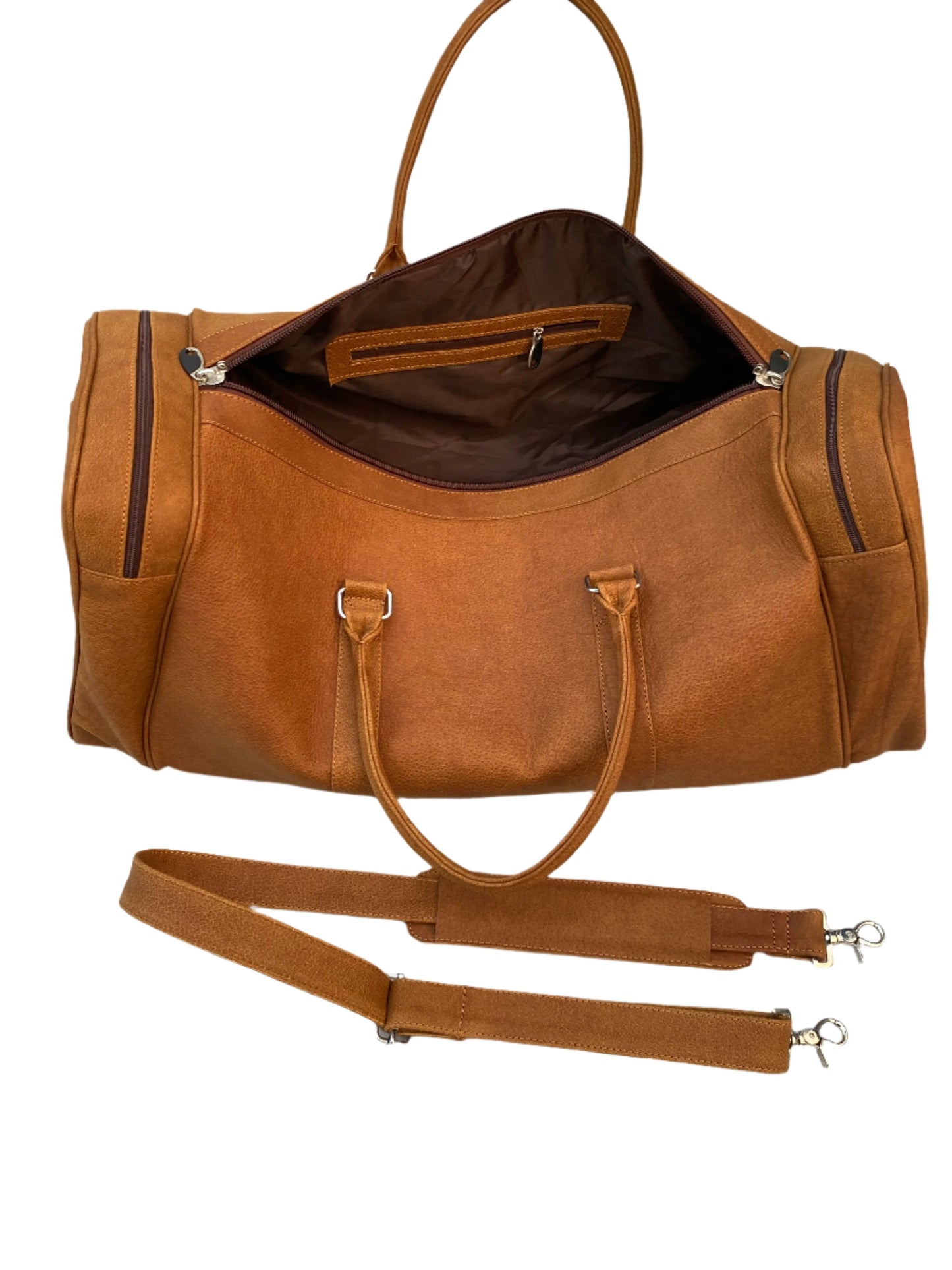 Spacious Leather Weekender Bag: Perfect Blend of Style and Function