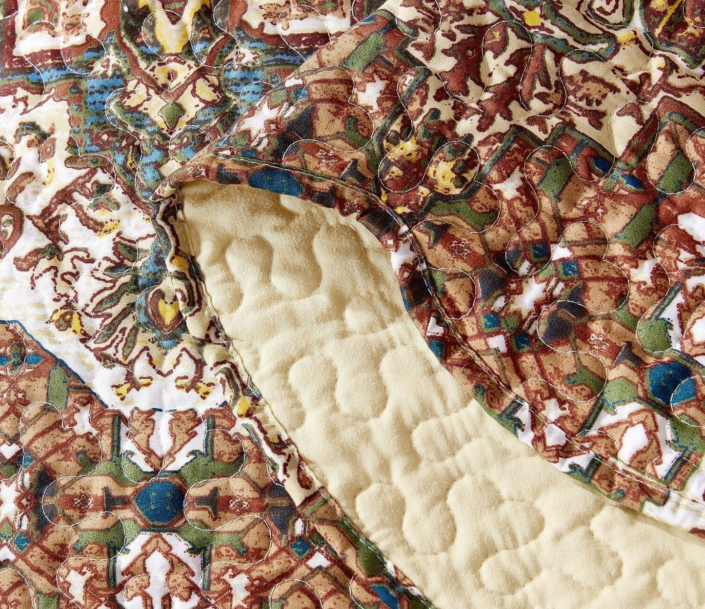 DaDa Bedding Rustic Earthy Cross Motif Folk Ogee Moroccan Scalloped Quilted Bedspread Set (JHW-944)