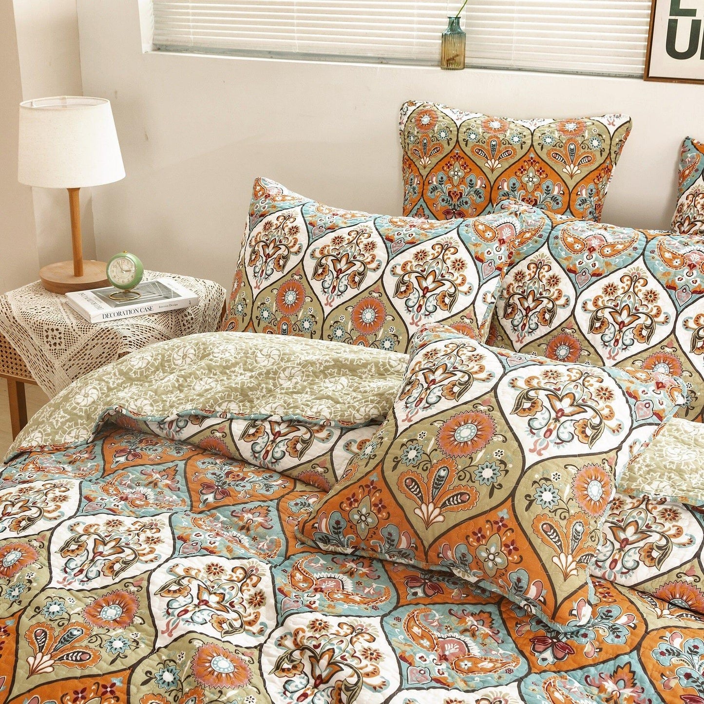 DaDa Bedding Bohemian Floral Paisley Garden Coral Teal Quilted Bedspread Set (LH1403)