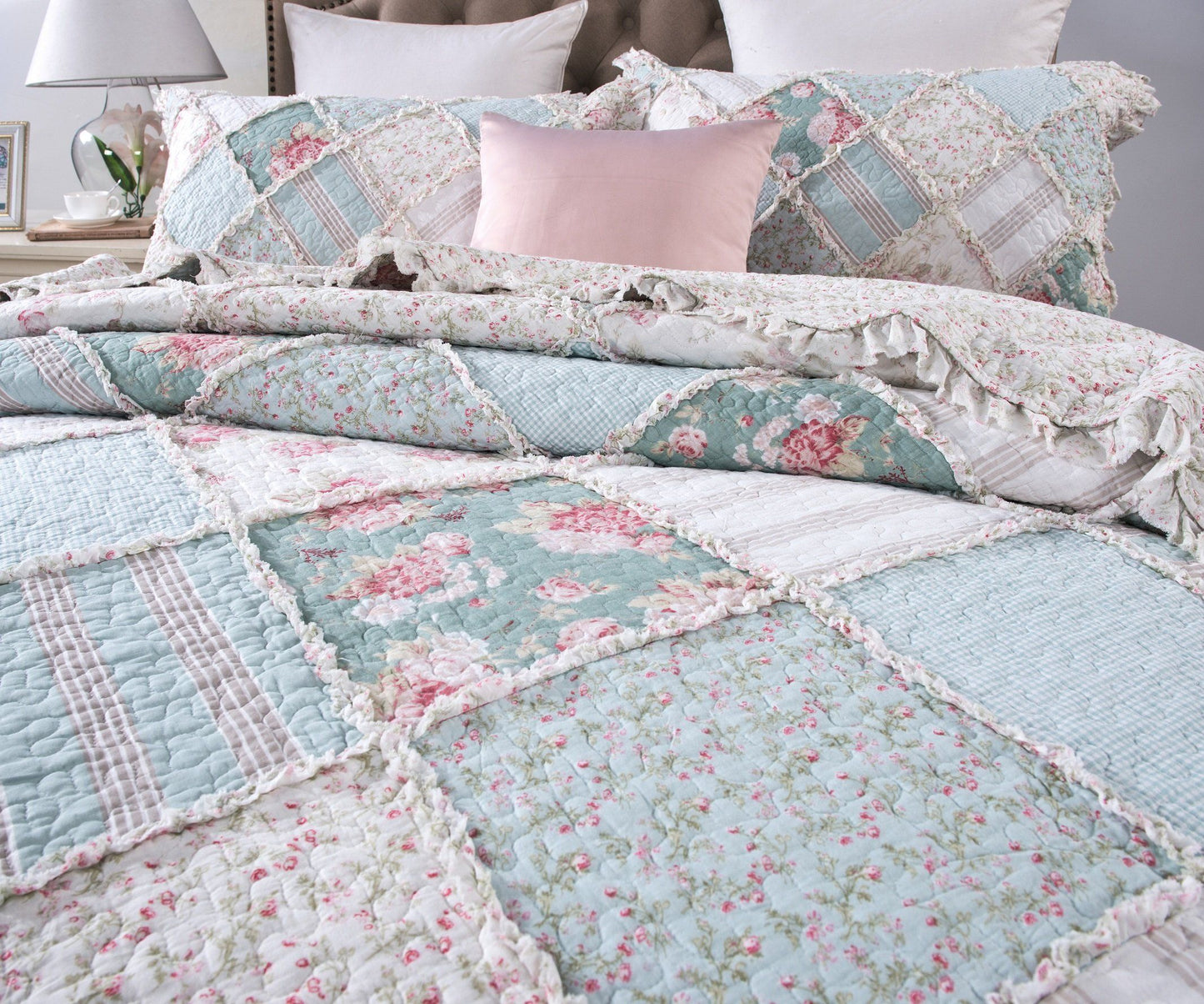 DaDa Bedding Hint of Mint Floral Pastel Cotton Patchwork Ruffle Bedspread Set (JHW-3036)