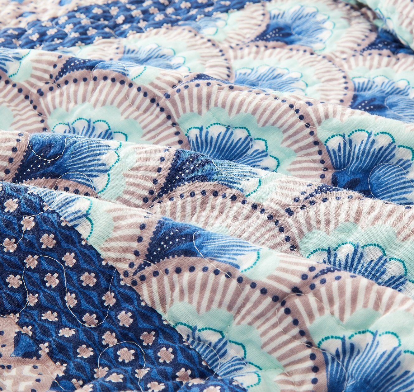 DaDa Bedding Mediterranean Blue Mint Green Patchwork Quilted Bedspread Set (JHW-884)