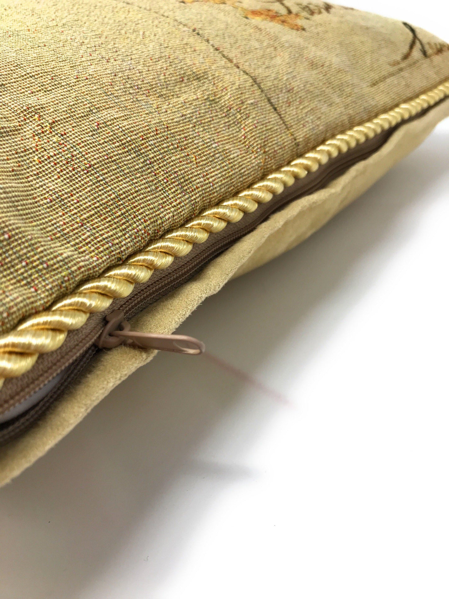 DaDa Bedding Set of 2-Pieces Glamorous Country Rooster Farmhouse Tapestry Throw Pillow Covers w/ Inserts - 18" x 18"