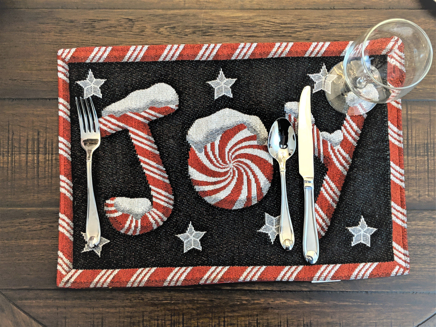 DaDa Bedding Set of 4-Pieces Peppermint Joy Holiday Tapestry Placemats 13” x 19” (12904)