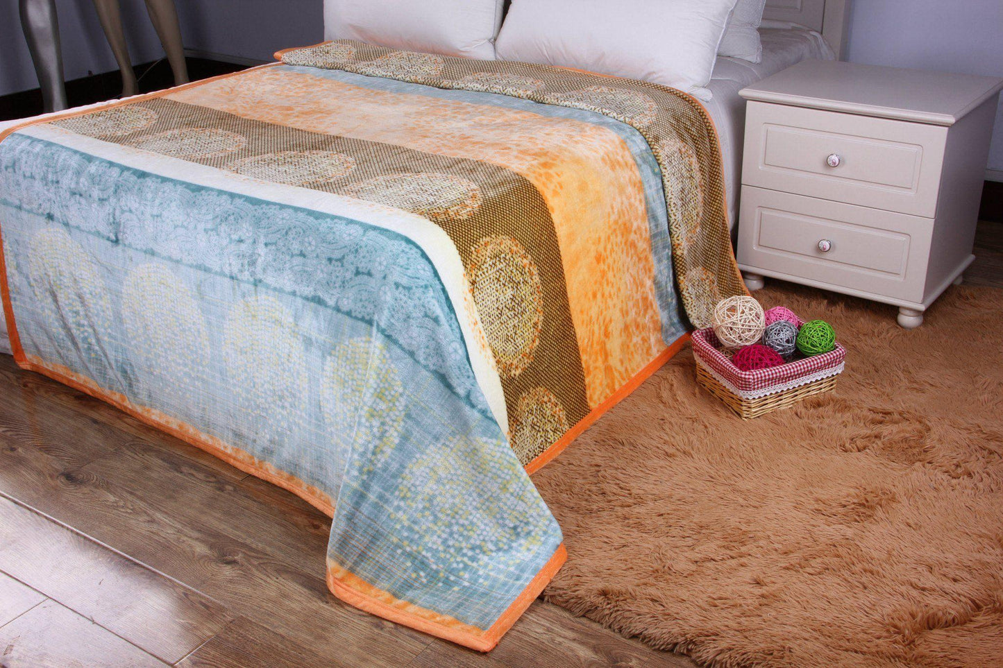 DaDa Bedding Papaya Beach Orange & Blue Reversible Soft Fleece Flannel Throw Blanket (XY9841)