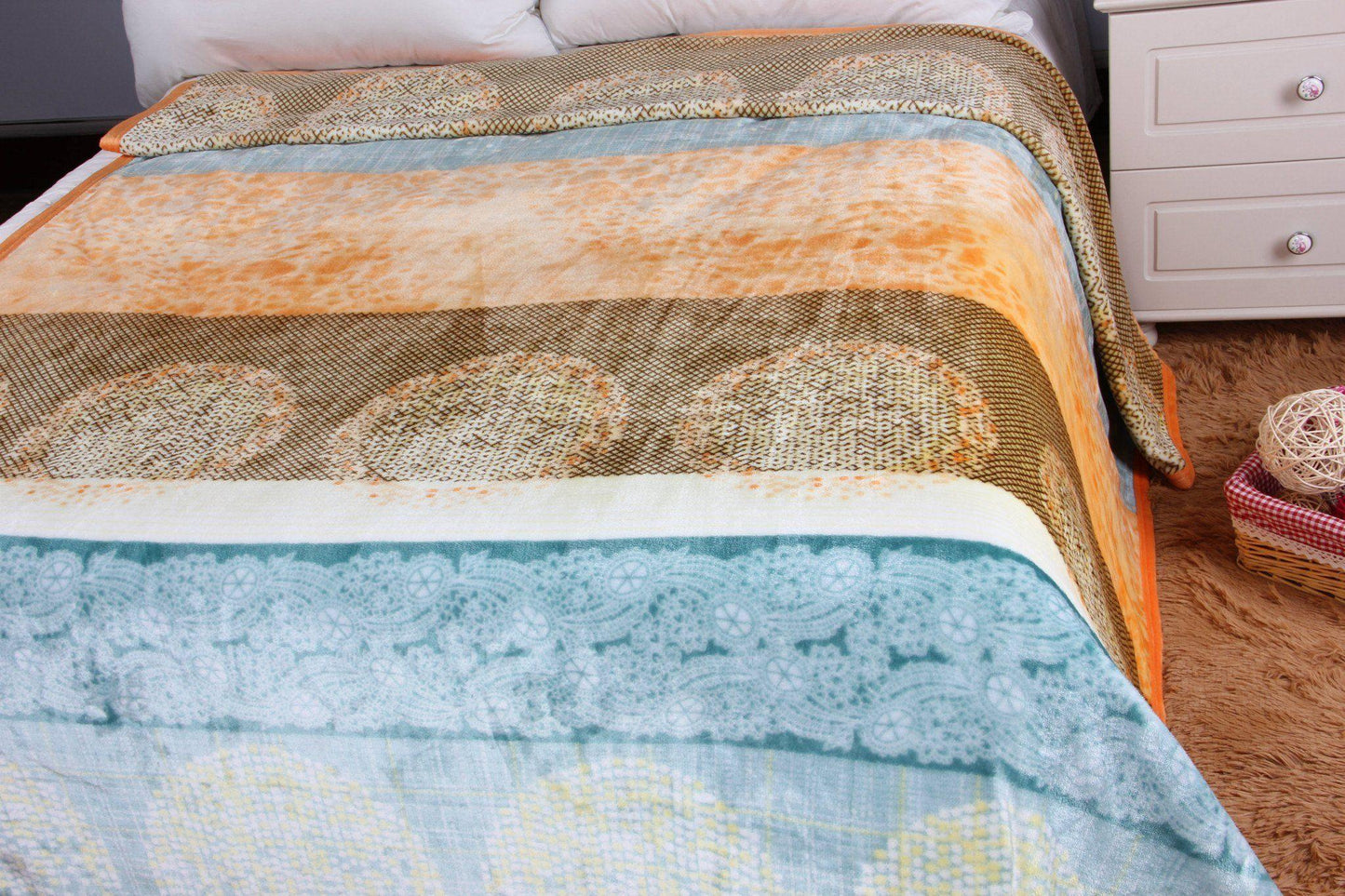 DaDa Bedding Papaya Beach Orange & Blue Reversible Soft Fleece Flannel Throw Blanket (XY9841)