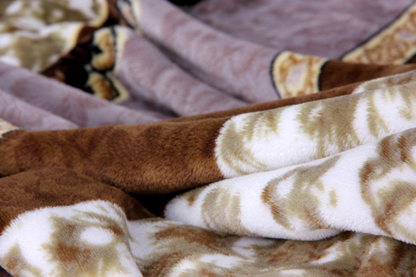 DaDa Bedding Elegant Twilight Lavender Brown Floral Flannel Mink Fleece Throw Blanket (XY9879)