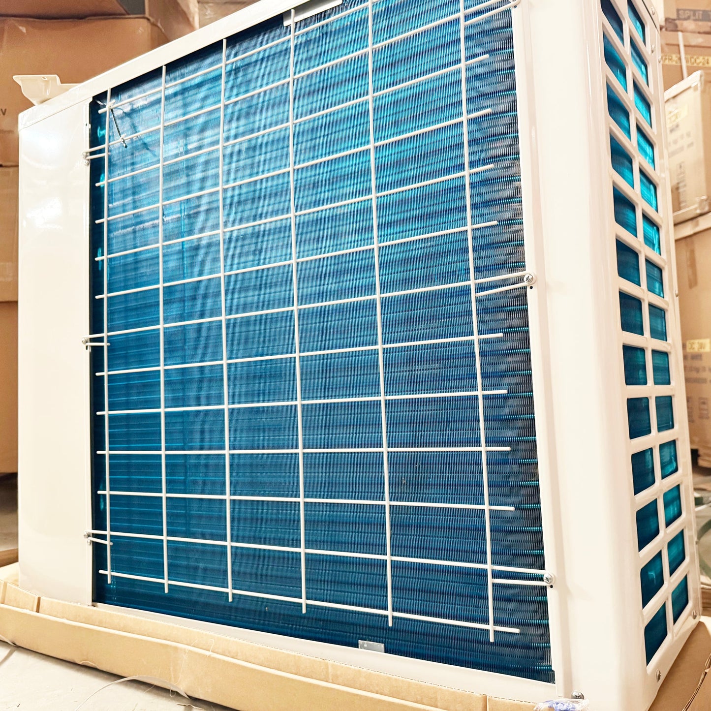 48V DC 24,000 BTU/h (2 Ton) Water Heat Pump Chiller/Heater